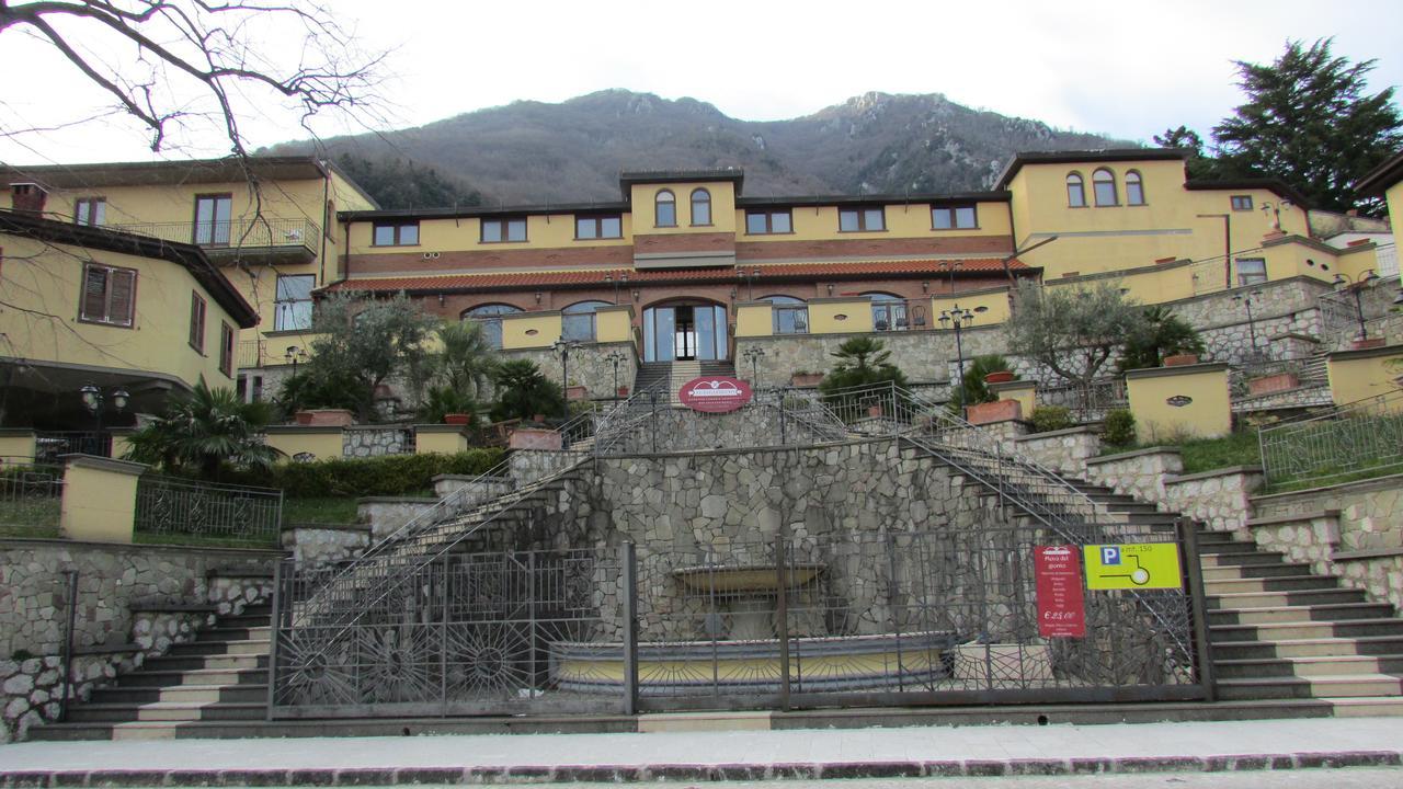 Hotel Al Palazzetto Set Fair Summonte ภายนอก รูปภาพ